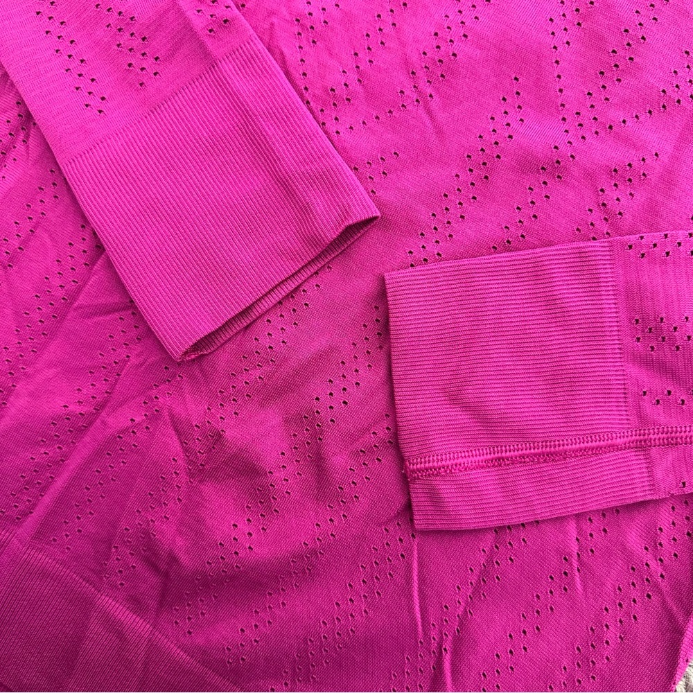 Lululemon Women’s Swiftly Breathe Long Sleeve Fetching Lines (Ripened Raspberry) - Picture 4 of 6